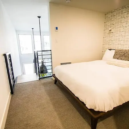 Free Parking, Close To Subway, Center Location * Szófia